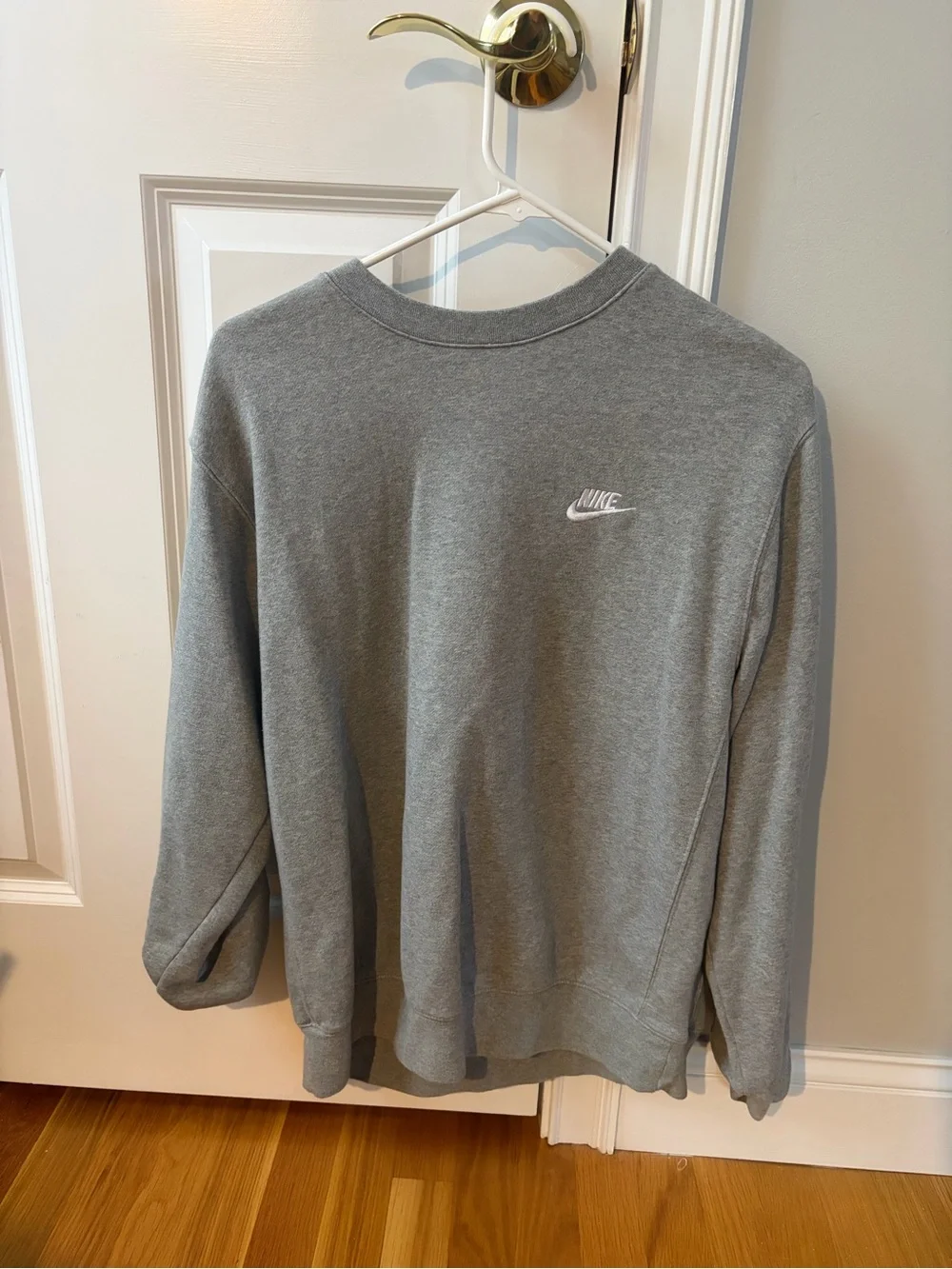 Nike Men's Grey Crewneck Sweatshirt with Small White Swoosh
